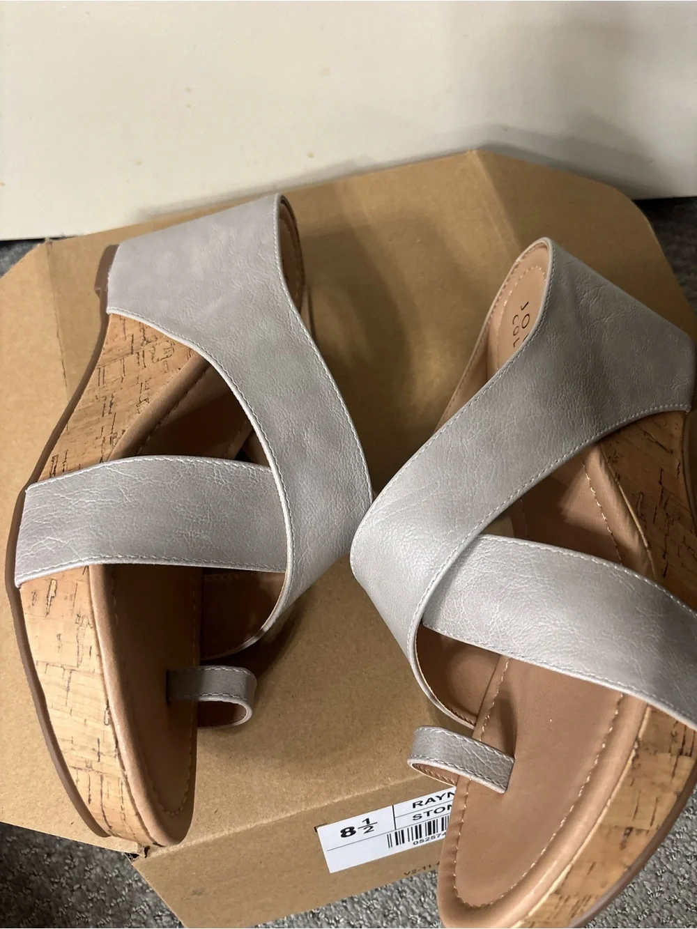 Journee Womens Rayna Wedge Heel Slip On Sandals 8.5 M brand new